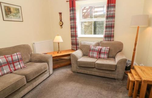 Hawes House | Rockville