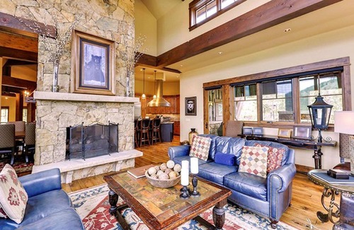 The Highlands House | Rocky Fells Lodge