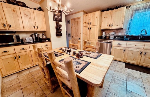 Estes Park House | Rocky Mountain Paradise