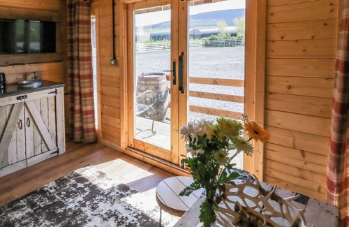 Limavady Cottage | Rocky Ridge Cabin