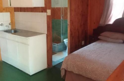 Kranspoort Vakansiedorp Cabin | Rocky's Wildsplaas