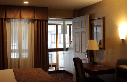 Grand Forks Hotel | Rodeway Inn Columbia Mall Loop