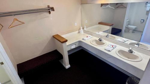 Winnemucca Hotel | Rodeway Inn - SFI Winnemucca