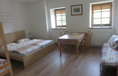 Vecov House | Rodinný penzion Jimramovské Pavlovice až 24 osob!