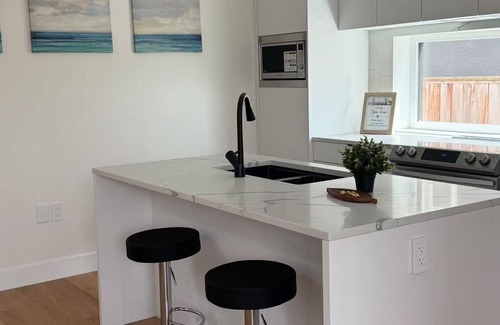 Hastings House | Roger & May's Cabin in Vancouver