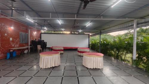 Bhongir House | RoHans FarmStay and Events