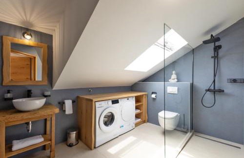 Bizeljsko Apartment | Roland House with Pool & Winery