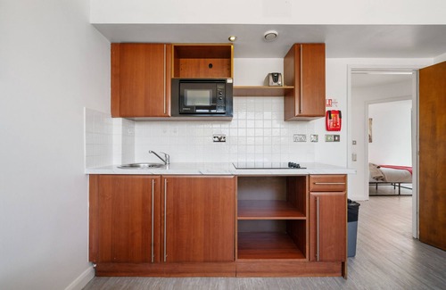 Courtfield Apartment | Roland House - Two Bedroom A