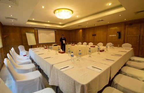 Bur Dubai Hotel | Rolla Suites Hotel -Former J5 Bur Dubai Hotel