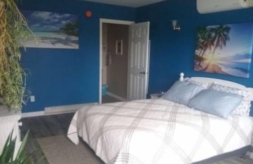 Brook Park Bed & Breakfast | Rolling hills, country setting #2 at Beach Mirage Suites