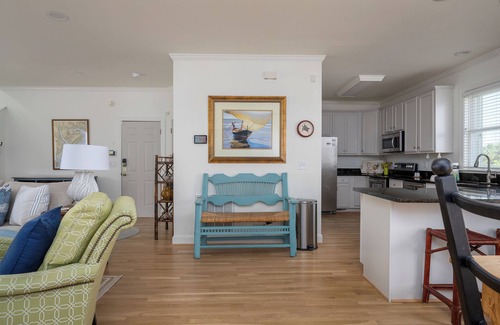 Oceanmarsh Subdivision House | Rolling Tide - Short Walk to the Beach