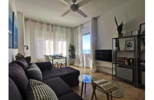 Cadiz Apartment | Romántica vista al paseo marítimo de Cádiz