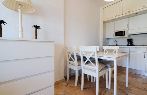 Nikki Beach Apartment | Romana 724 - beachside studio Elviria