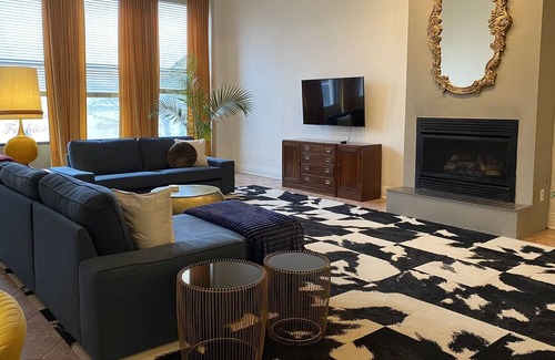 Michigan City Apartment | Romantic Beach Getaway, Luxury Loft Perfect for 2
