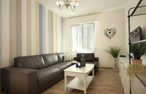 San Mauro a Mare Apartment | Romantic beach house with jacuzzi