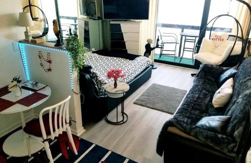 North Ocean City Apartment | Romantic Beach Inscape -Best Ocean View and Heated Pool