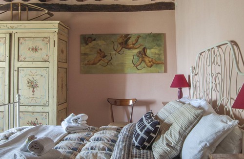 Casciano di Murlo Apartment | Romantic Casina in the village near Siena
