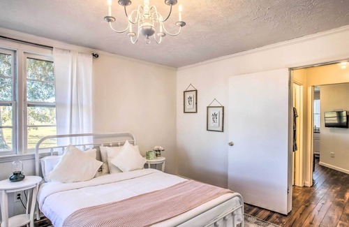 Sellers Cottage | Romantic cottage -- near Myrtle Beach