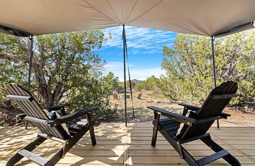 Valle Cabin | Romantic Dome Escape | Near Grand Canyon