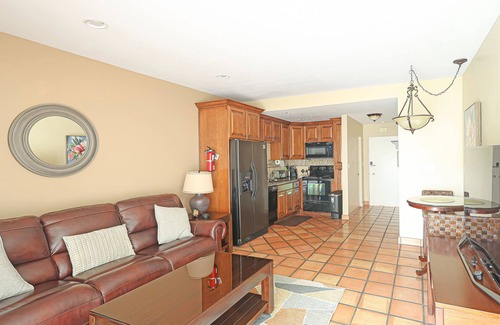Carlsbad Condo | Romantic Escape for Two