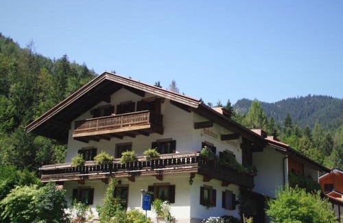 Ruhpolding Apartment | Romantic Escape in Ruhpolding