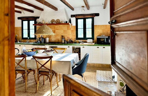 Riogordo House | Romantic finca near Málaga, creatively unique