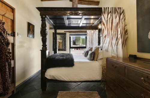 Alport House | Romantic four poster Cottage private outdoor Hot Tub & Sauna at Harthill Hall plus private daily use of indoor pool and sauna 1 hour per day