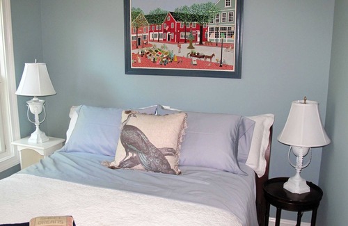 Mystic House | Romantic Guesthouse in Historic Downtown Waterfront District!