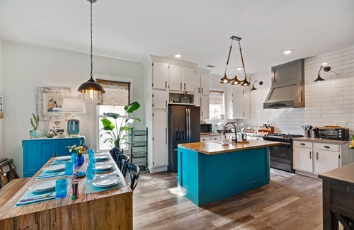 Cooper-Young Historic District House | Romantic LUXE Mermaid House in Cooper Young