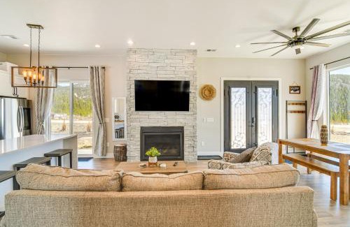Saint Mary's House | Romantic Mountain Retreat with Scenic Views!