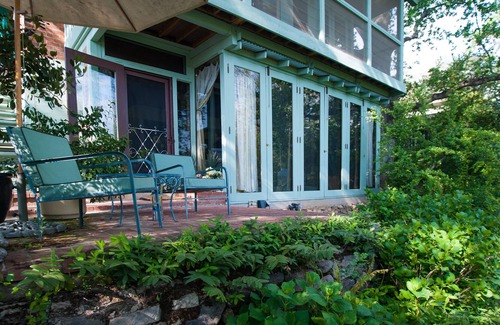 Three Rivers Apartment | Romantic Riverfront Studio with Private Island + Waterfalls