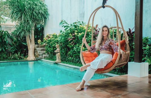 Taman Griya Villa | Romantic Secret Eden Villa is the Best way to Spend Your Night