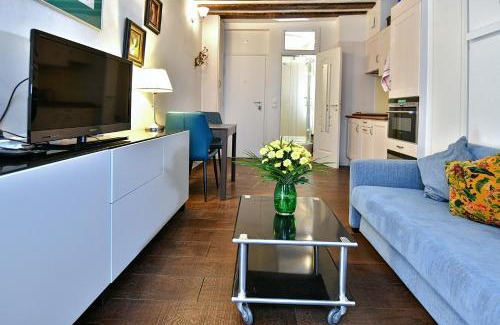 Bonne-Nouvelle Apartment | Romantic studio in center of Paris