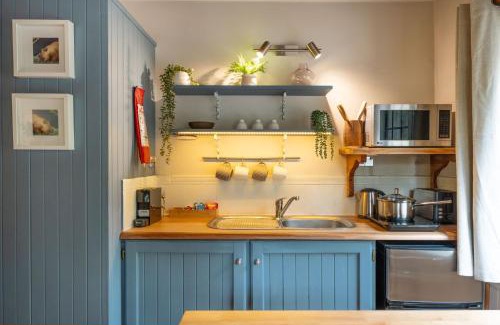 Blackheath House | Romantic Tricklebeck Spa Cottage