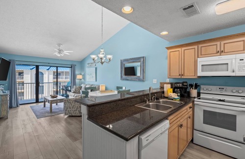 Orange Beach Condo | Romar Beach 310 Emerald Getaway