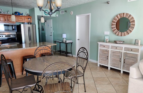 Orange Beach Condo | Romar Place 406, 3BR, 3BA, Direct Gulf Front, End Unit, Wrap around balcony