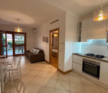 Corviale Apartment | Rome Giardino Segreto Holiday Home with private parking