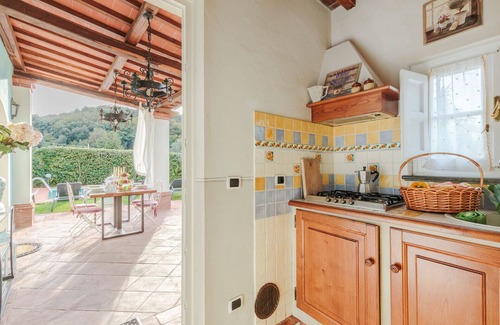 Vicopelago Villa | Rondini, Farmhouse with pool
