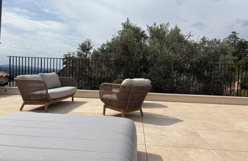 Aubenas Apartment | Roof top MARZE