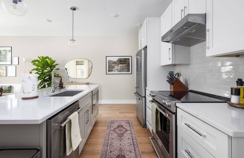 Wesley Heights House | Rooftop + Firepit - Near Uptown