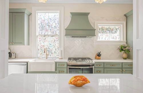 Cannonborough Elliotborough House | Rooftop & Hot Tub + Parking - 3 Blocks to King!