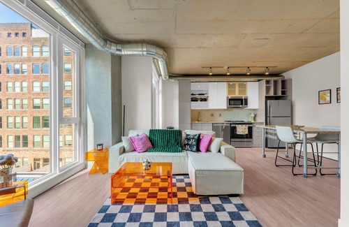 Gateway District Apartment | Rooftop Pool & Hot Tub, Prime Downtown CLE 1BR + Skyline Views of the 216