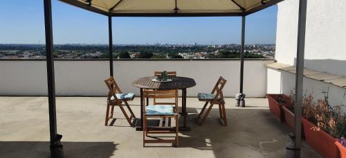 Tuscolano Apartment | Rooftop via Appia Nuova, Roma