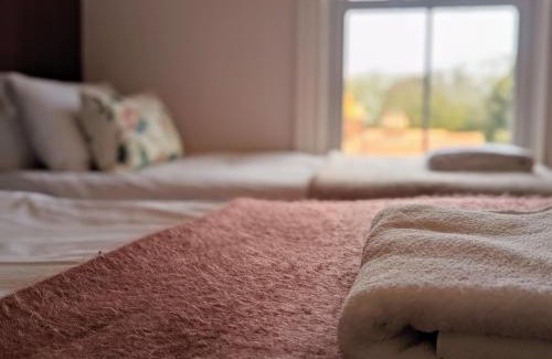Overstrand Apartment | Rooftops Elegant Coastal Flat Overstrand - Crabpot Cottages Sheringham