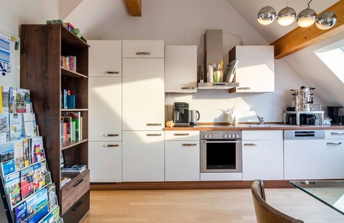 Reichenau Apartment | 'Room 1' with Shared Garden and Wi-Fi