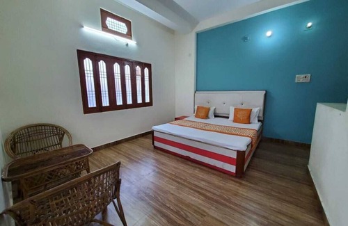 Varanasi Cabin | Room 3 - Near to River & Golden temple. Close to all visiting places is nearby