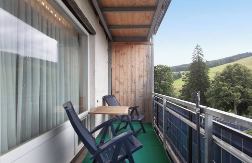 Todtnauberg Apartment | Room '4' with mountain view, shared terrace and Wi-Fi
