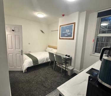 Nottingham Apartment | Room 5 NG3 2AZ