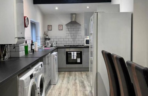 Liverpool House | Room 5 Shared House in L6
