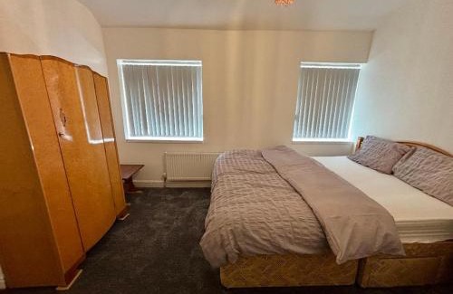 Cradley Apartment | Room A in Selborne